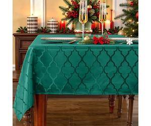 SASTYBALE Christmas Jacquard Rectangle Tablecloth, Green, 152 x 305 cm | Woven Quatrefoil Pattern, Wrinkle-Resistant Polyester, Machine Washable Christmas Table Cloth for Festive Dinners & Parties
