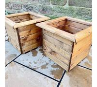 Scandinavian Redwood Garden Planter Set by Charles Taylor
