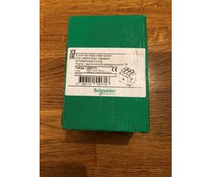 Schneider Electric V3 3 Pole Isolator Load Break Switch 63A IP20