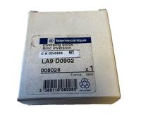 Schneider LA9D0902 Interlock Lockout For Contactor 9-32A New