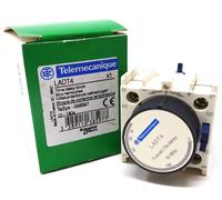 Schneider Time Delay 038597 Telemecanique LADT4 REF420
