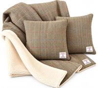 Scott and MacKenzie Harris Tweed Green Herringbone Throw & Cushion Covers | Blanket Sherpa Fleece, 2 Cushion Covers