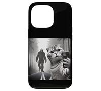 Scottish Fold Cat Selfie Bigfoot Moment Case for iPhone 13 Pro