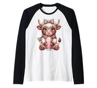 Scottish Highland Cow Eating Bubblegum Raglan Baseball Tee