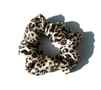Scrunchies Pure Mulberry Silk Large Scrunchies Rubber Bands Hair Ties Elastics Ponytail Holders For Women Girls(3.5cm color25)