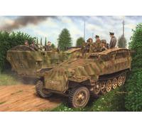 Sd.Kfz.251/7 Ausf.D (3 In 1) Tank 1:35 Plastic Model Kit Dragon Models