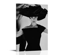 sdnkbro Margot Robbie Beautiful And Sexy Actress Poster Decorative Painting Canvas Wall Posters And Art Picture Print Modern Family Bedroom Decor Posters 24x36inch(60x90cm)