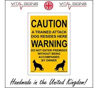 SE003 Trained Attack Dog Resides Do Not Enter Without Accompanied by Owner Sign 100mm x 150mm Sticker/Sav - White Background