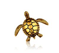 Sea Turtle Brooch Pin for Daughter Mom Granddaughter Birthday Gift for Turtle Lovers Gifts for Women Men Sea Animal Lapel Pin for Beach Lover Gifts for Grandma Son Ocean Lovers