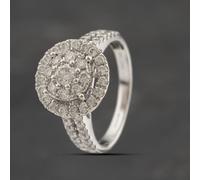 Second Hand 18ct White Gold 1.00ct Diamond Round Two Tier Cluster Ring 41482127