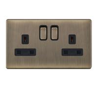 Selectric 5MPLUS-622 5M-PLUS Screwless 2 Gang 13A Switched DP Socket Outlet with 2 Earth Terminals - Antique Brass, Black Insert