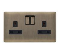 Selectric 5MPLUS-651 5M-PLUS Screwless 2 Gang 13A Switched SP Socket Outlet - Antique Brass, Black Insert