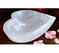 Selenite Bowl Heart Shape 14cm Natural Crystal Charging Bowl White Ritual Meditation Healing Spiritual Energy Dish Crystals Holder Tray Home Decor or Gifts (14cm)