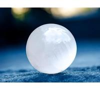 Selenite Sphere Ball Selenite Crystal Tumble Stone Natural Healing Spiritual Energy Round Ball Shape Stone Polished Home Decoration or Gifts (3/4cm)