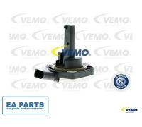 Sensor, engine oil level for AUDI A1 A2 A3 A4 VEMO V10-72-1097