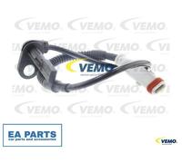 Sensor, wheel speed for OPEL ASTRA H ASTRA J INSIGNIA A VEMO V40-72-0589