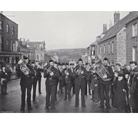 SERENDIPITP Vintage Wall Art Canvas Nordic Poster Canvas Print Picture Helston Flora Day Playing the Furry Dance by J Benjamin Stone Wall Art Poster for Home Decor 60x90cm