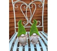 Set of 2 Flock Grass Garden Gonk Gnomes - 7"/18cm Ceramic Outdoor Ornaments with Green Flocked Hats & Spades - Cute Stone Effect Decorative Statues for Garden, Patio, Balcony, or Home Décor