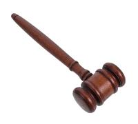 SEWACC Wooden Judge Gavel for Roleplay with Clear Loud Sound Mini Rubberwood Hammer Prop for Auctions Meetings Lawyers Judges and Costume Accessories