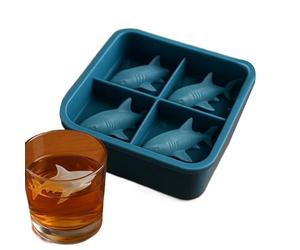 Shark Silicone Ice Mold, 3D Novelty Silicone Ice Mold Tray, Funny 4 Cavity Sharks Molds, Cute Easy Release Shark Shape Cube Ice, for Whiskey, Cocktails, Parties, Kitchen Home Creative