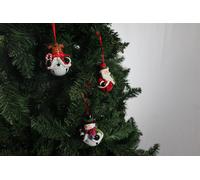 Shatchi Christmas Tree Hanging Decorations Homes Decorated with Cup Cake Candy Santa Snowman Teddy Xmas Tree Wall 3pc in Red Shatchi Red