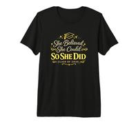 She Believed She Could So She Did Class of 2026 Premium T-Shirt