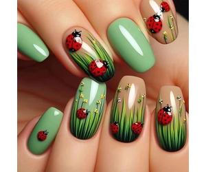 Shimmerz 24 Pieces Press-on Nails Medium Press-on Nails Square Shape Fake Nails with Seven-spot Ladybug Animal Design Adhesive Nails for Women