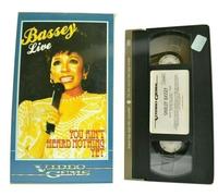 Shirley Bassey - Shirley Bassey: In Concert [VHS]