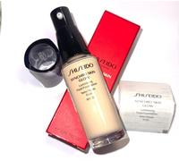 Shiseido Synchro Skin Glow Luminizing Fluid Foundation SPF20 30ml Neutral 1
