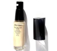 Shiseido Synchro Skin Glow Luminizing Fluid Foundation Spf20 Neutral 1 30ml