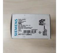 Siemens 3TH2262-0BB4 SIRIUS contactor relay 6 NO + 2 NC, 4 A, 24V DC coil