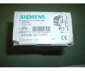 SIEMENS.......3TH30 40 0BB4.... CONTACTOR RELAY 24 VDC.........NEW PACK