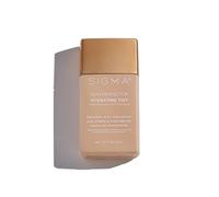 Sigma Beauty Skin Perfector - Hydrating Skin Tint Foundation for Lightweight, Buildable Coverage, With Hyaluronic Acid, Niacinamide Serum, and More (3 Medium Golden Tint, 1.12oz)