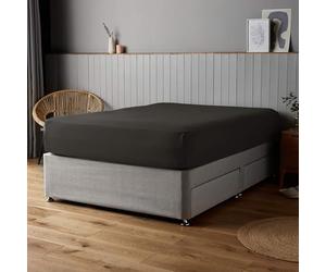 Silentnight Supersoft Natural Fitted Sheet - Cosy & Comfortable Delicate Touch - Luxurious Easy Care Microfibre with Elasticated Corners - Stylish & Modern Mattress Fitted Sheet, Black, Double