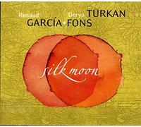 Silk Moon By Turkan Der Garcia-Fons Renaud (2015-01-26)