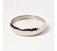 HOMESCAPES Vanilla Scented Candle - Small Silver Hammered Metal Bowl | Artisanal 15cm luxury candle in hammered aluminium bowl. Relaxing home fragrance, premium wax, three-wick minimalism décor
