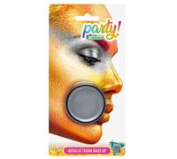 Silver metallic makeup