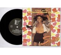 Sinitta - Love On A Mountain Top / Don't Tell Me Not To Cry [7" Vinyl]