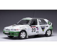 Skoda Felicia Plastic Kit Car #20 Rac Rally 1995 Blomqvist/Melander 1:18 Model
