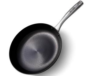 SKOTTSBERG® Frying pan Diameter 28 cm, Made of cast Iron, pre-Fired, Natural Non-Stick Coating, Handle and Handle Made of Brushed Stainless Steel with Branded Print, for Optimal Crispy Frying