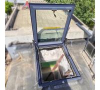 Skylight Roof Access Hatch Manual Opening Daylighting Egress Window Durable Aluminium Alloy & Double Glass 95x65cm (37.4x25.6in) Ideal for Roof Maintenance
