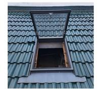 Skylight Windows for House Roof, Rainproof Attic Sun Room Skylight Cover, Aluminium Alloy + Double Tempered Glass, Basement Sloped Flat Roof Lighting Well Window for Basements(68x88cm/26.8x34.6in)