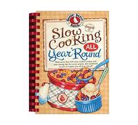Slow Cooking All Year 'Round: More than 225 of our favorite recipes for the slow cooker, plus time-saving tricks & tips for everyone's favorite kitchen helper! (Everyday Cookbook Collection)