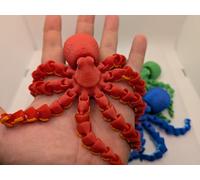 Small Articulating Octopus Figurine - 3D Printed Flexible Desk Ornament | Handmade PLA Display Piece in 5 Colours (Red)