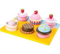 small foot 10149 cutting play "cupcakes and cakes" made of wood, wit (US IMPORT)