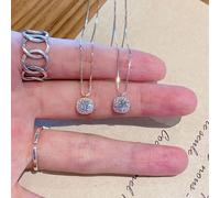 Small square diamond flash diamond necklace accessories female light luxury temperament high-end ins cold style clavicle chain
