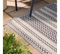 Smart Garden Black Geometric Large Outdoor Rug, (L)210Cm X (W)150Cm