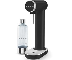 SMEG Soda Maker - Sparkling Water Machine for Kitchen Counter - Collezione - Includes 1L Bottle - Compatible with Standard 60L CO₂ Cylinders (Matte Black)