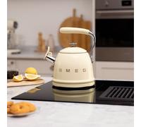 Smeg WKF01CR kettle 2.3 L Cream, Stainless steel