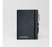 Smemoranda - Daily Diary 12 Months, January - December 2023 - Hardcover, Checked Sheets - Medium Size 11.2x16.5 cm - Pen Included - Black Color, P000599